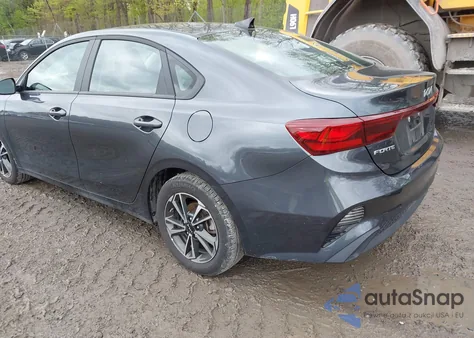2024 Kia Forte Lxs из США, поврежденный, VIN 3KPF24AD3RE806366